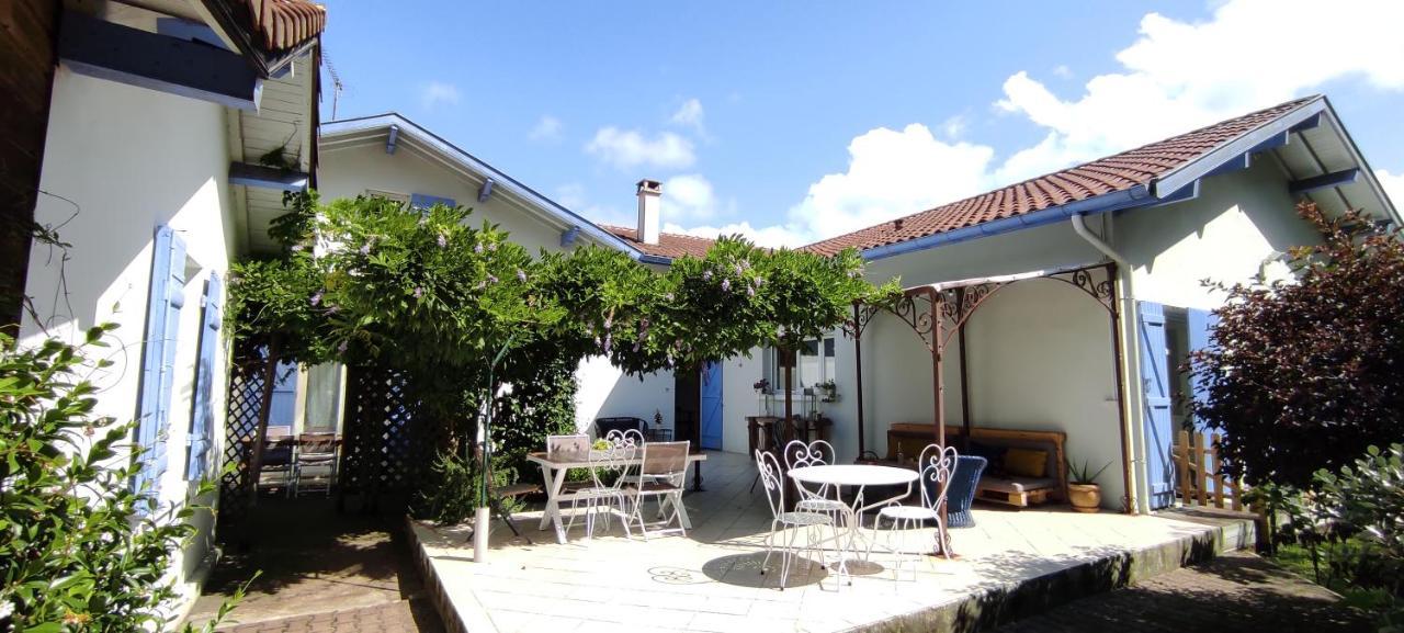 Les Jardins De Mimizan Bed & Breakfast Exterior photo